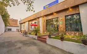 Fabhotel Grand Inn